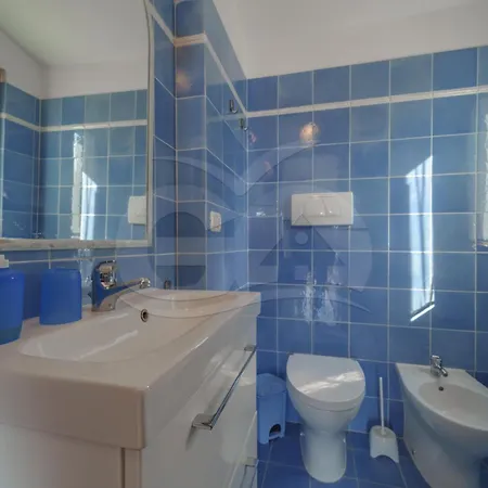 Nereidi - Goelba Appartement *